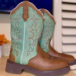 Justin boots never worn!! Size 10B